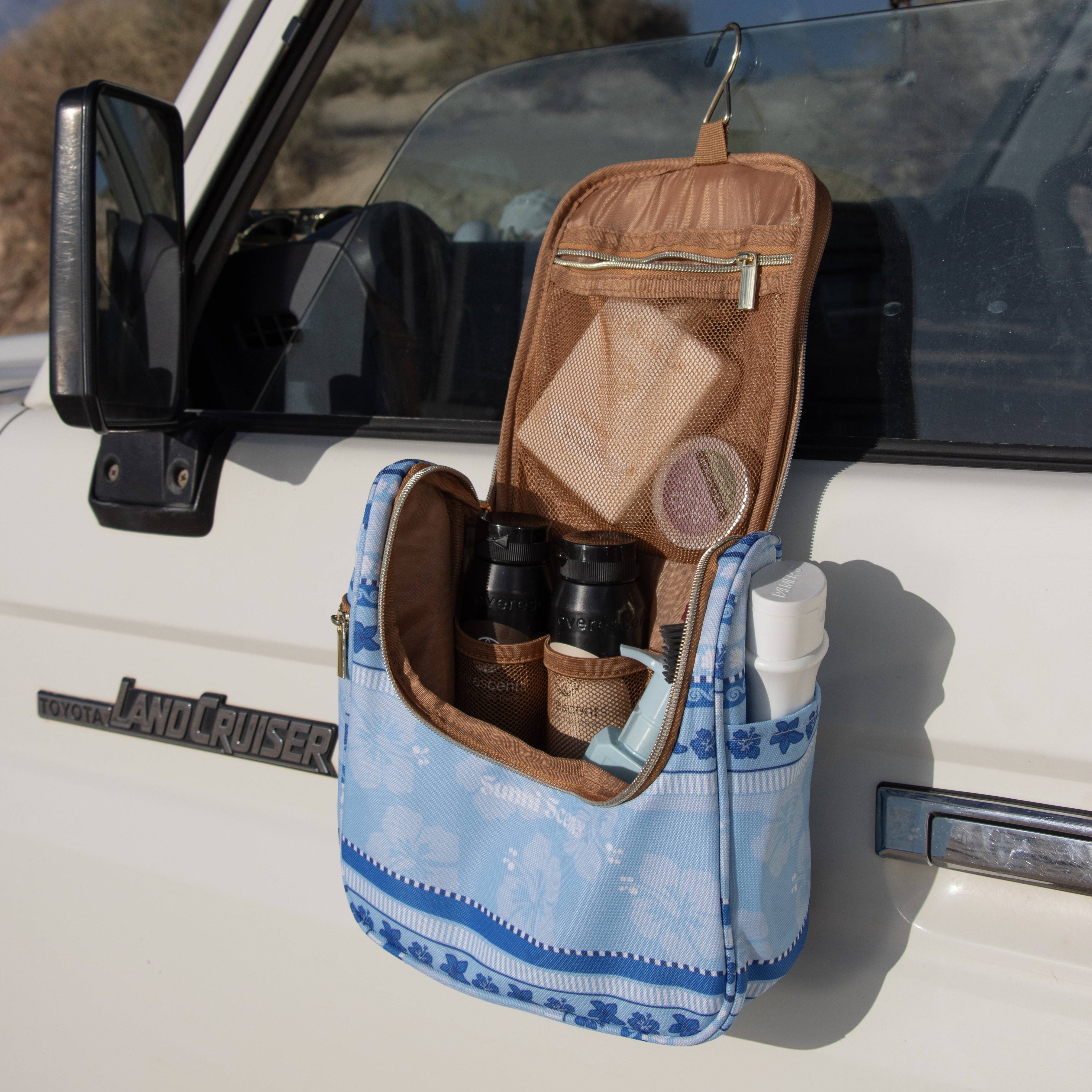 Blue Hibiscus Hanging travel bag