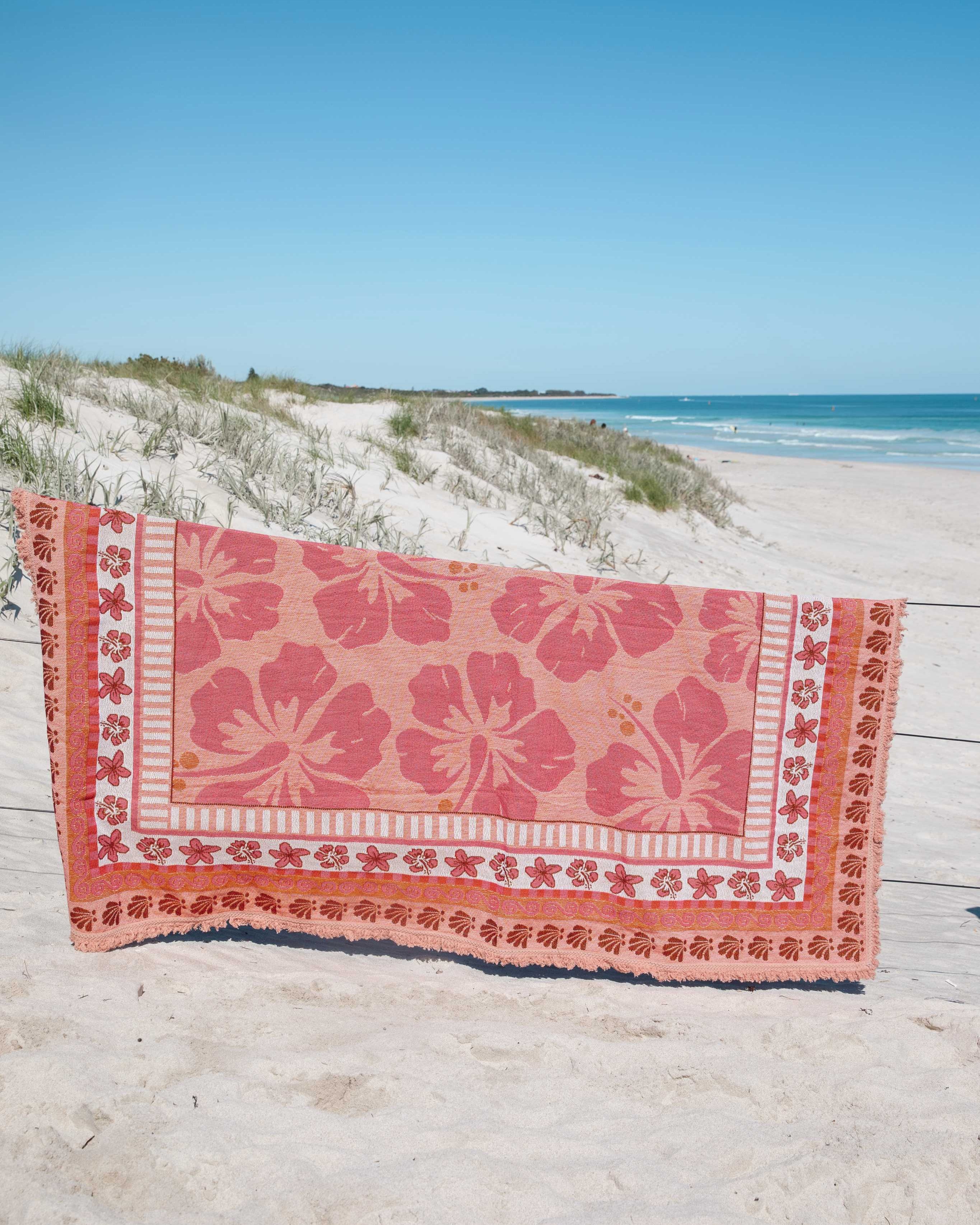 Hibiscus Chair and Rug Bundle