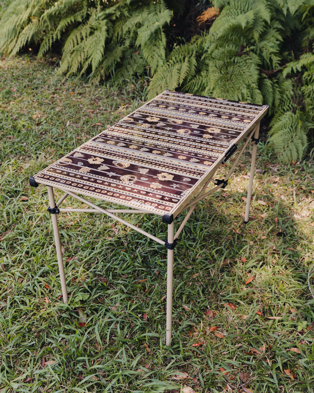 Tahiti Camping Table