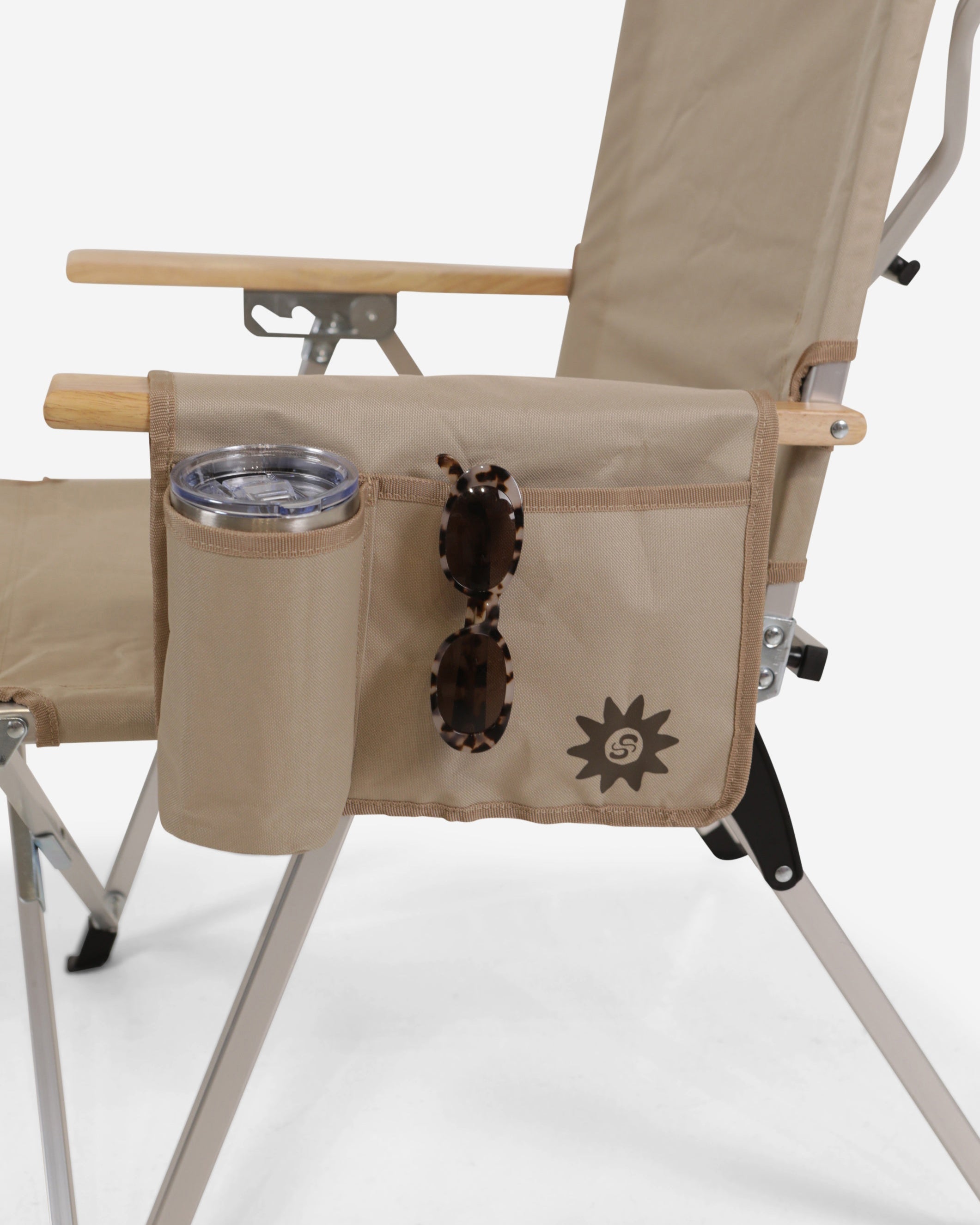 Sandy Chair and Soli Rug Bundle