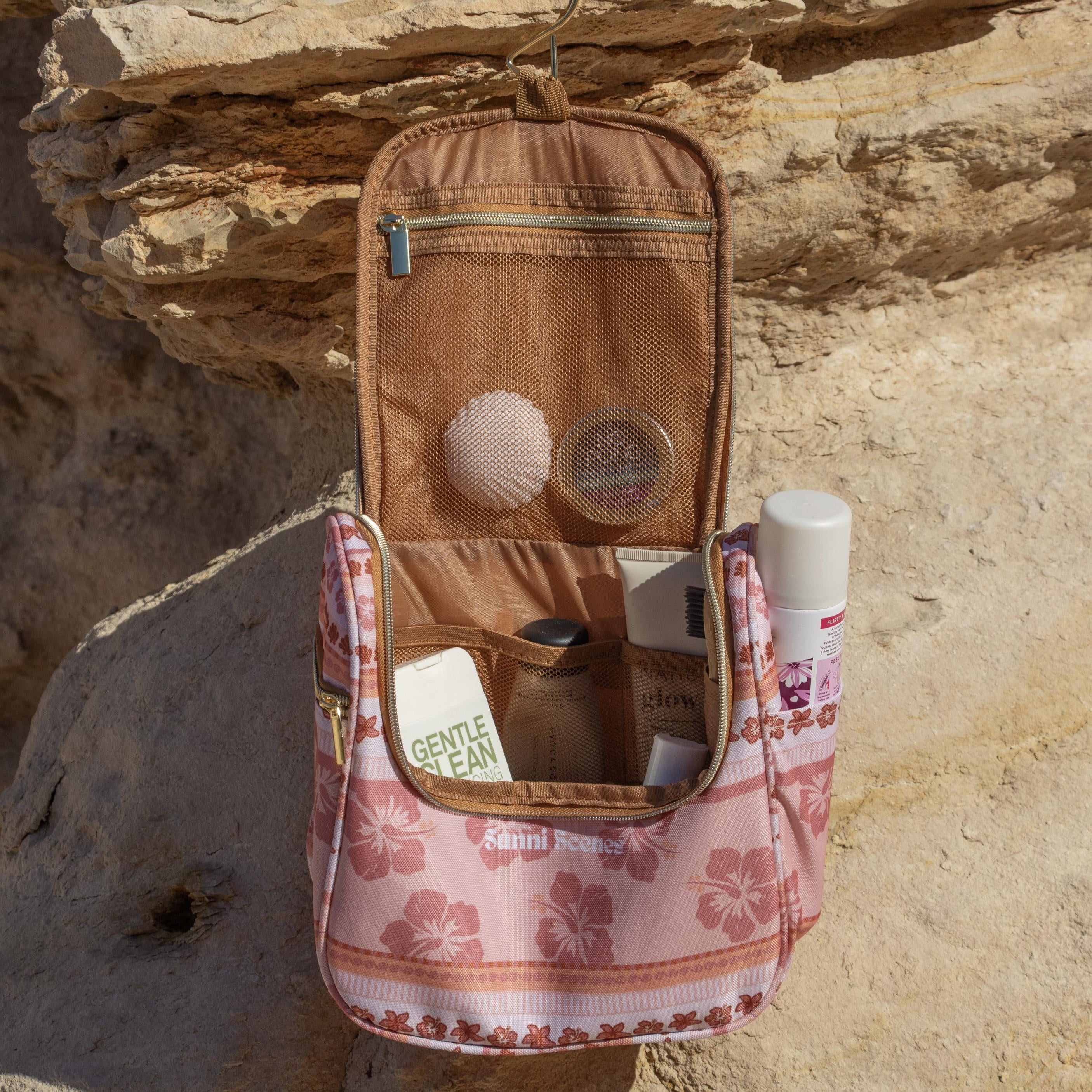 Hibiscus Travel Hanging Bag