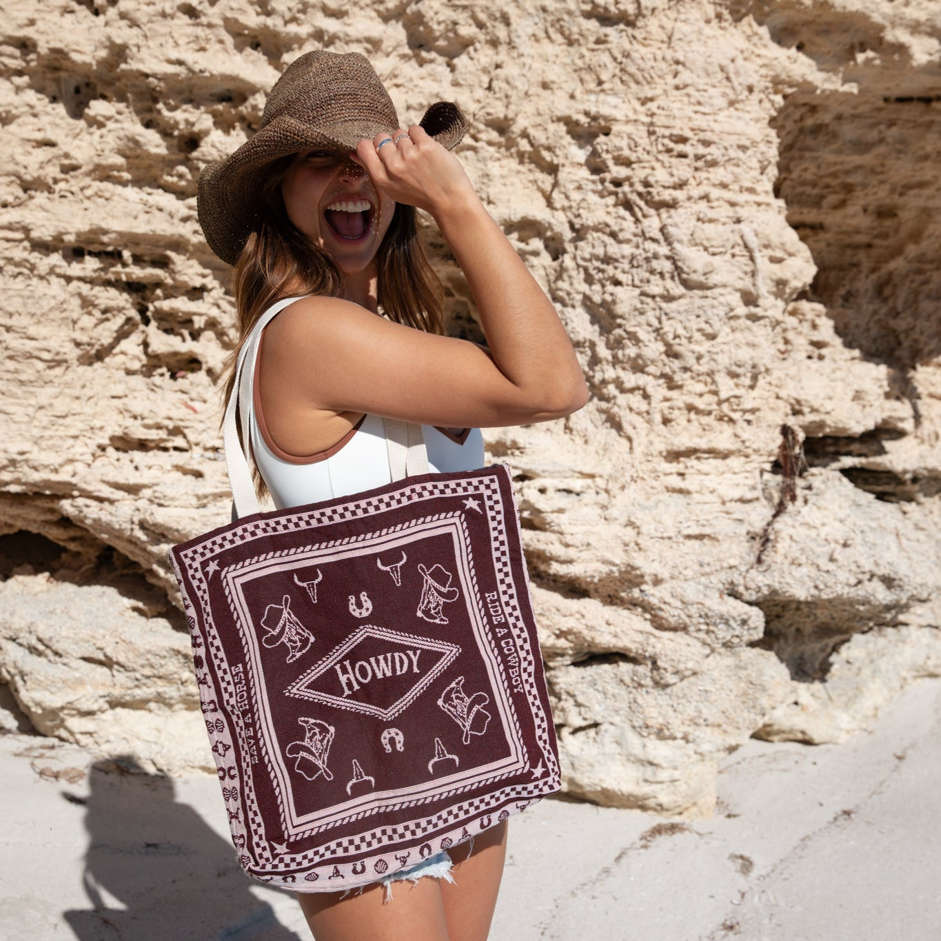 Howdy Bag
