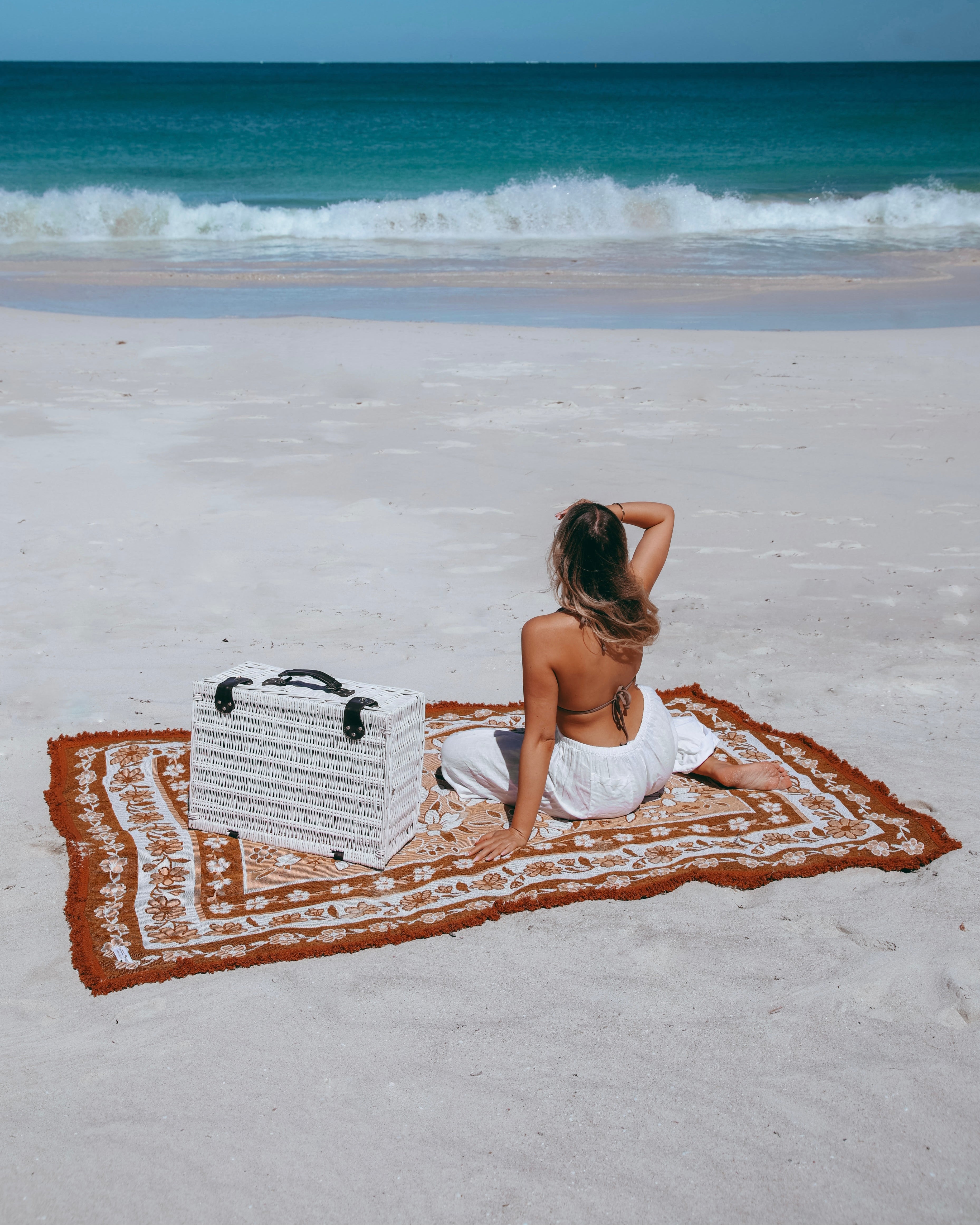 Wander Chair and Gracie Rug Bundle